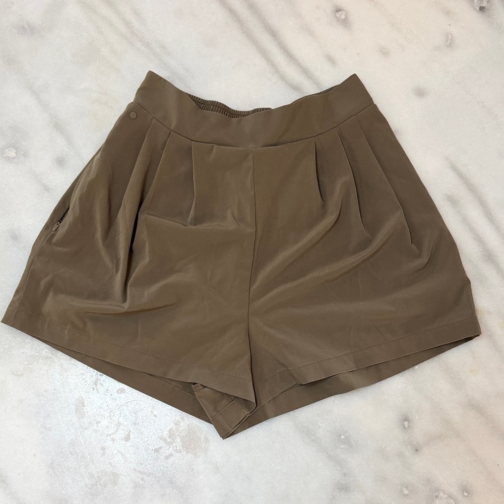 Wayre Travel Pocket Flow Short